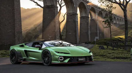 Street Photography,Vehicle,LoRA,FLUX.1