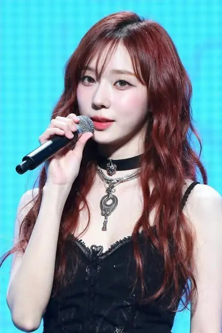 Realistic,Portrait Photography,Girl,LoRA,FLUX.1