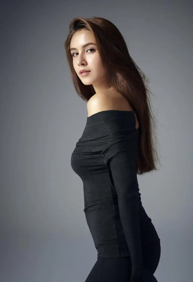 Portrait Photography,Girl,Physical/Facial feature,LoRA,SDXL