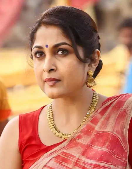 Realistic,Portrait Photography,Girl,LoRA,SDXL