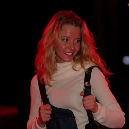 Portrait Photography,Girl,Physical/Facial feature,LoRA,FLUX.1