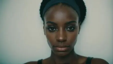 Realistic,Street Photography,Girl,LoRA,SDXL