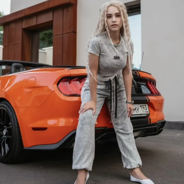 Photography,Girl,Style Boost,LoRA,SD 1.5