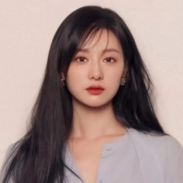 Portrait Photography,Girl,Physical/Facial feature,LoRA,FLUX.1