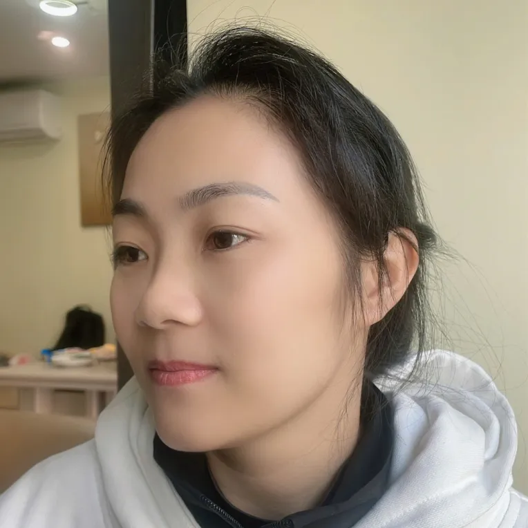 Portrait Photography,Girl,Physical/Facial feature,LoRA,FLUX.1