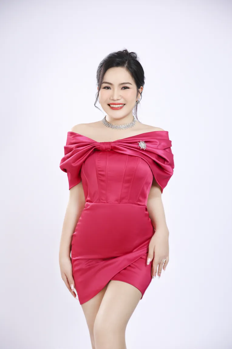 Portrait Photography,Girl,Physical/Facial feature,LoRA,FLUX.1