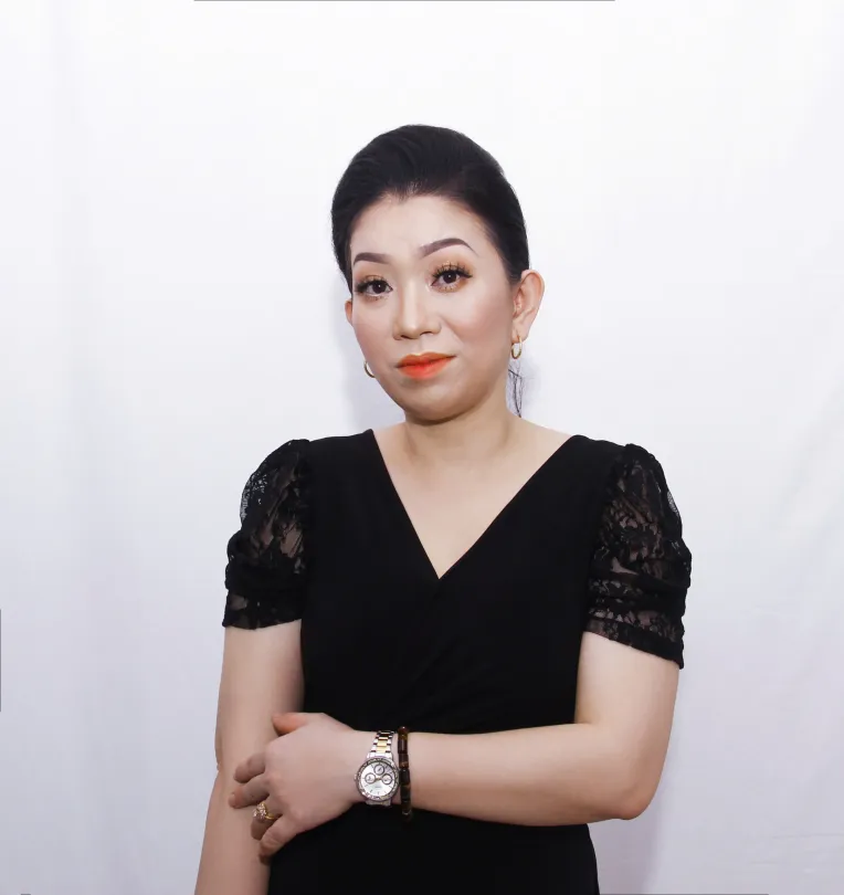 Portrait Photography,Girl,Style Boost,LoRA,FLUX.1