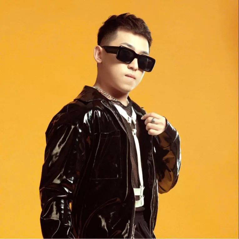 Portrait Photography,Boy,Style Boost,LoRA,FLUX.1