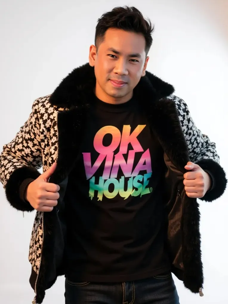 Portrait Photography,Boy,Object Enhance,LoRA,FLUX.1