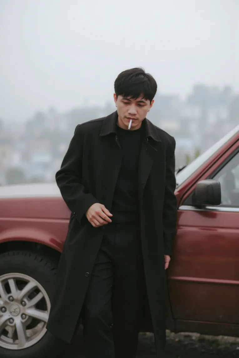 Portrait Photography,Boy,Physical/Facial feature,LoRA,FLUX.1