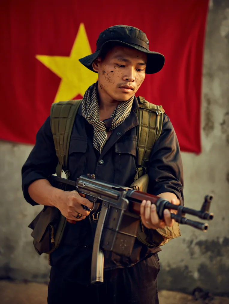 Portrait Photography,Boy,Physical/Facial feature,LoRA,FLUX.1