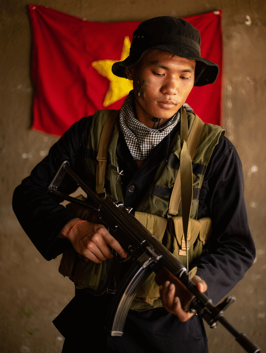 Portrait Photography,Boy,Physical/Facial feature,LoRA,FLUX.1