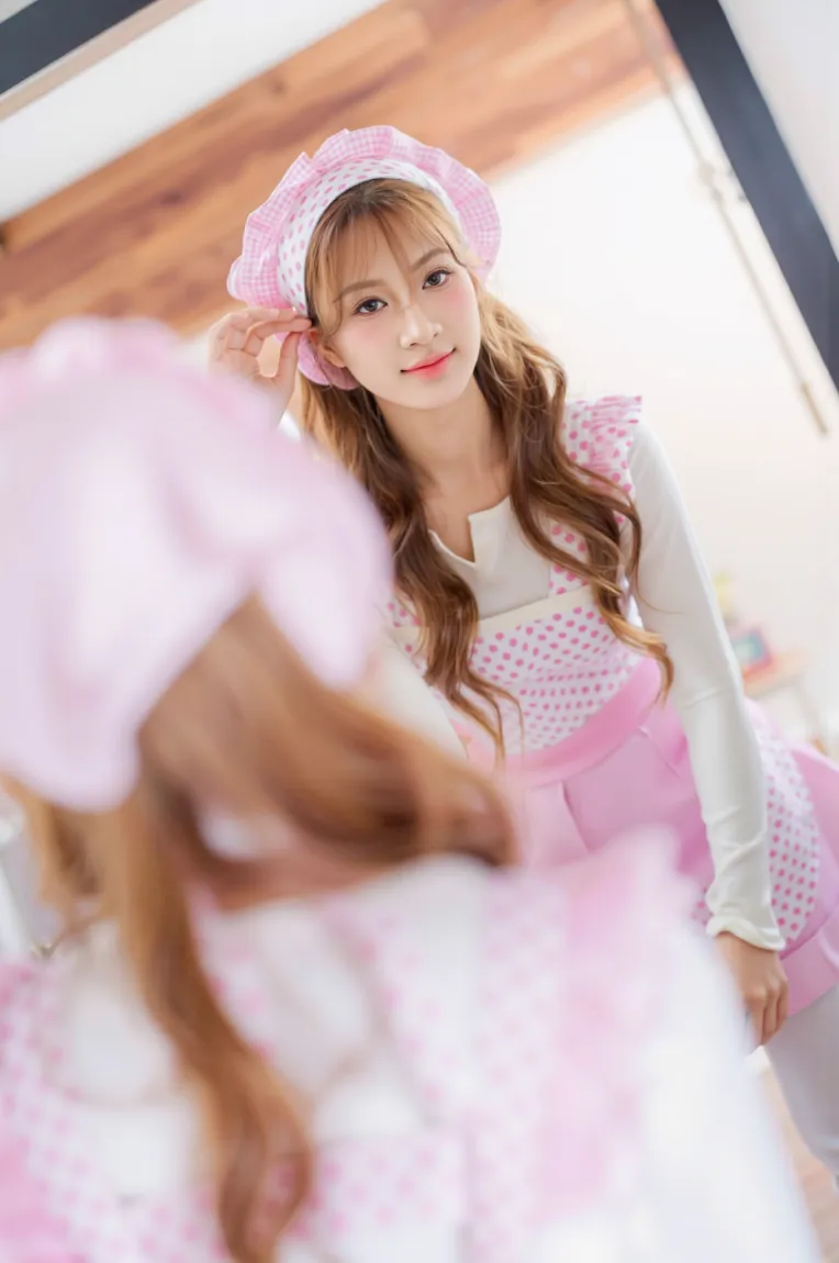 Portrait Photography,Girl,Object Enhance,LoRA,FLUX.1