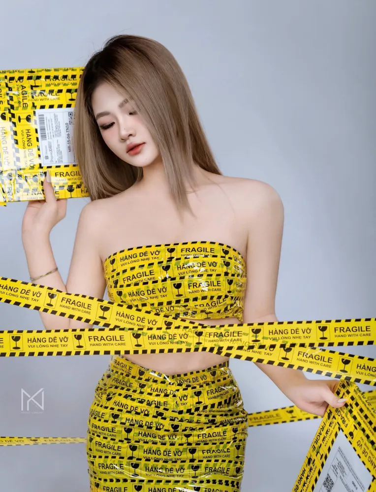 Portrait Photography,Girl,Style Boost,LoRA,FLUX.1