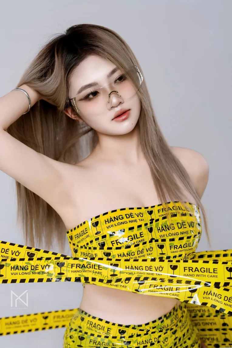 Portrait Photography,Girl,Style Boost,LoRA,FLUX.1