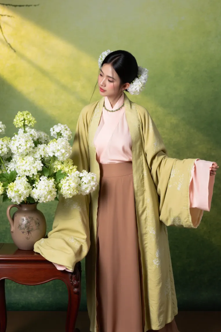 Portrait Photography,Girl,Style Boost,LoRA,FLUX.1