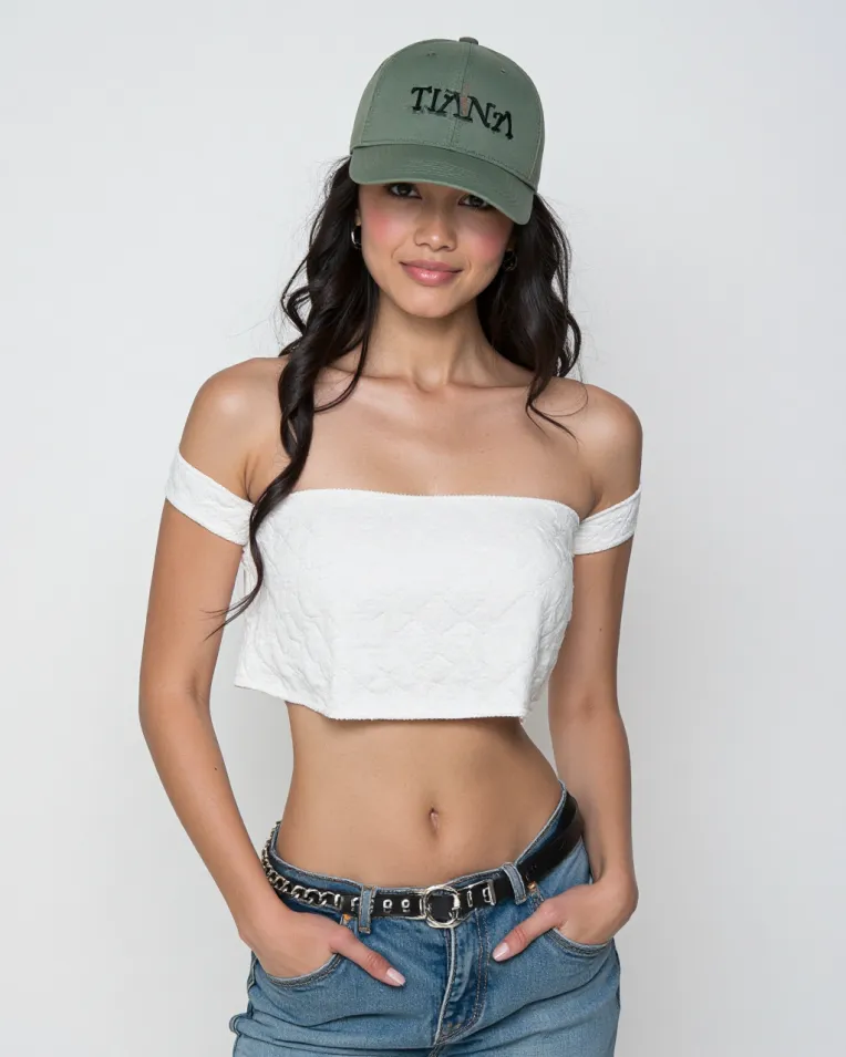 Street Photography,Girl,Physical/Facial feature,Checkpoint,FLUX.1