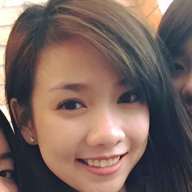 Portrait Photography,Girl,Physical/Facial feature,LoRA,FLUX.1