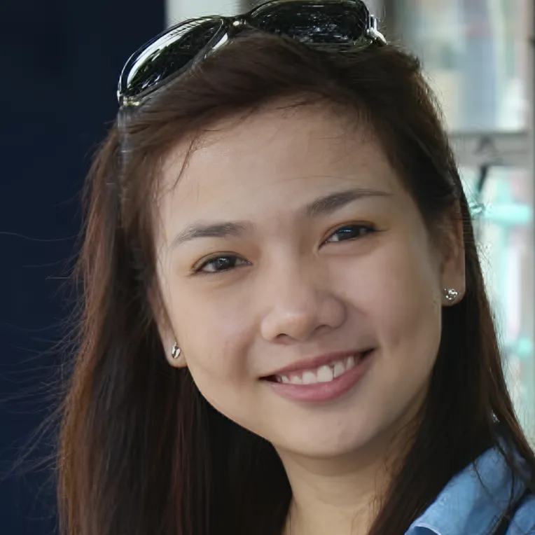 Portrait Photography,Girl,Physical/Facial feature,LoRA,FLUX.1