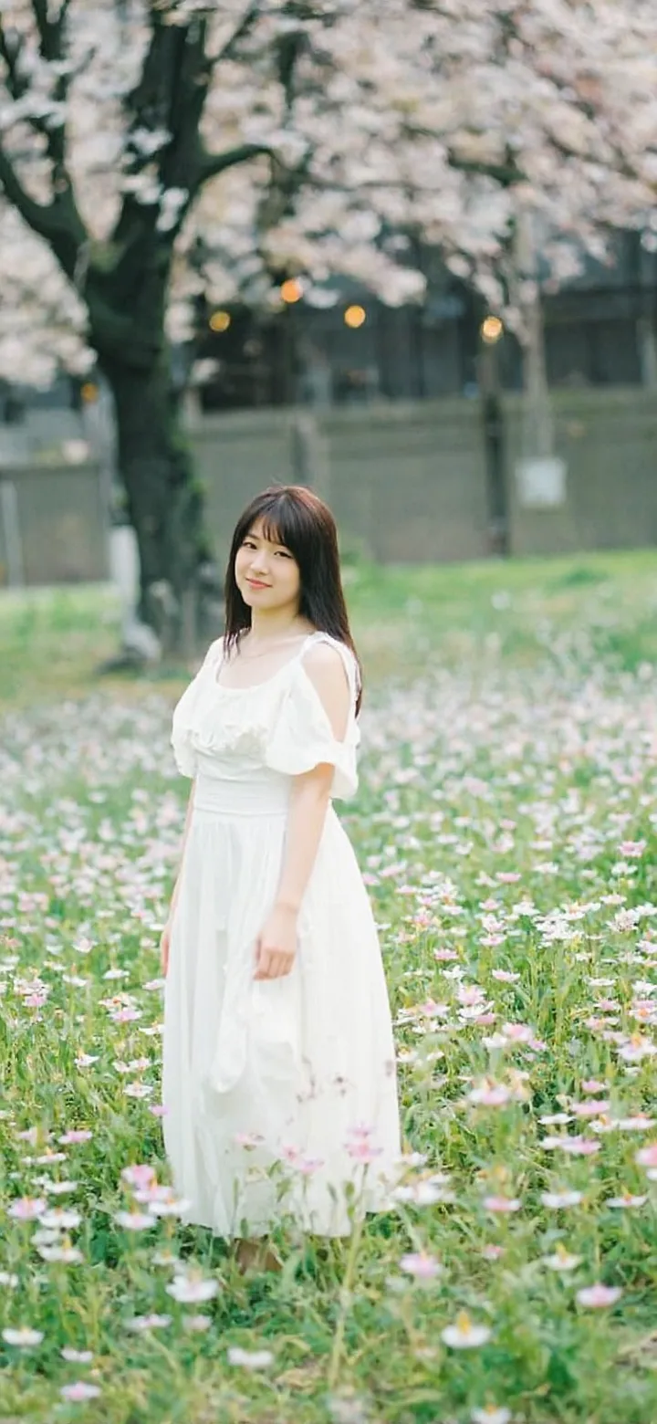 Portrait Photography,Girl,Style Boost,LoRA,FLUX.1