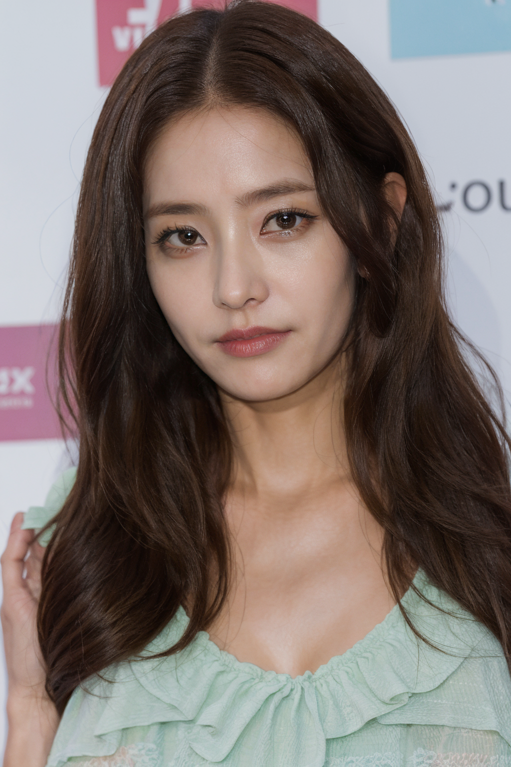 Not Actress - Han Chae Young 1.0