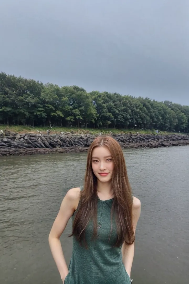 Realistic,Portrait Photography,Girl,LoRA,SD 1.5