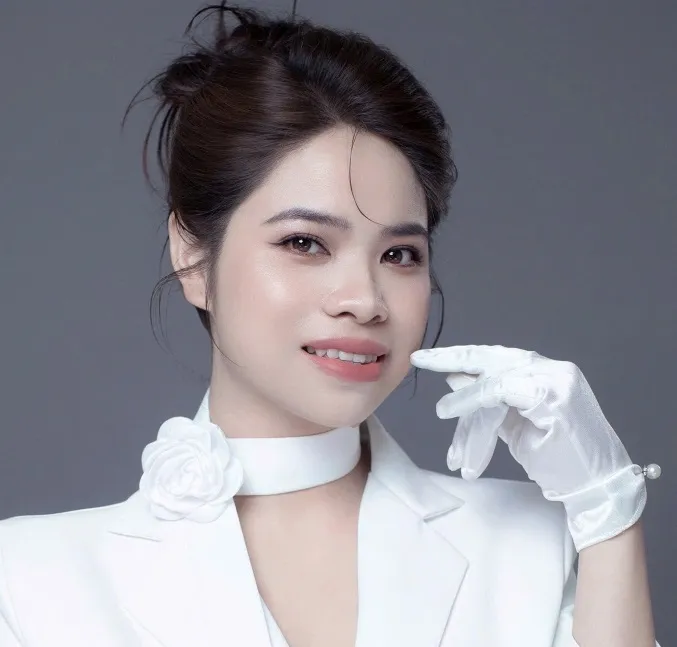 Portrait Photography,Girl,Style Boost,LoRA,FLUX.1