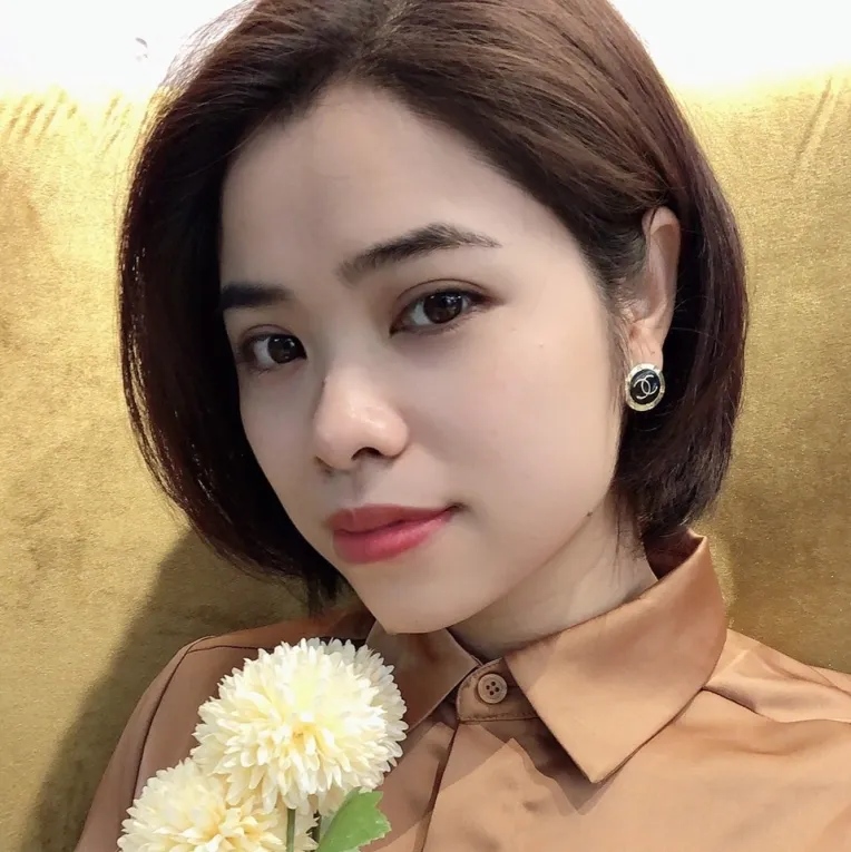 Portrait Photography,Girl,Style Boost,LoRA,FLUX.1