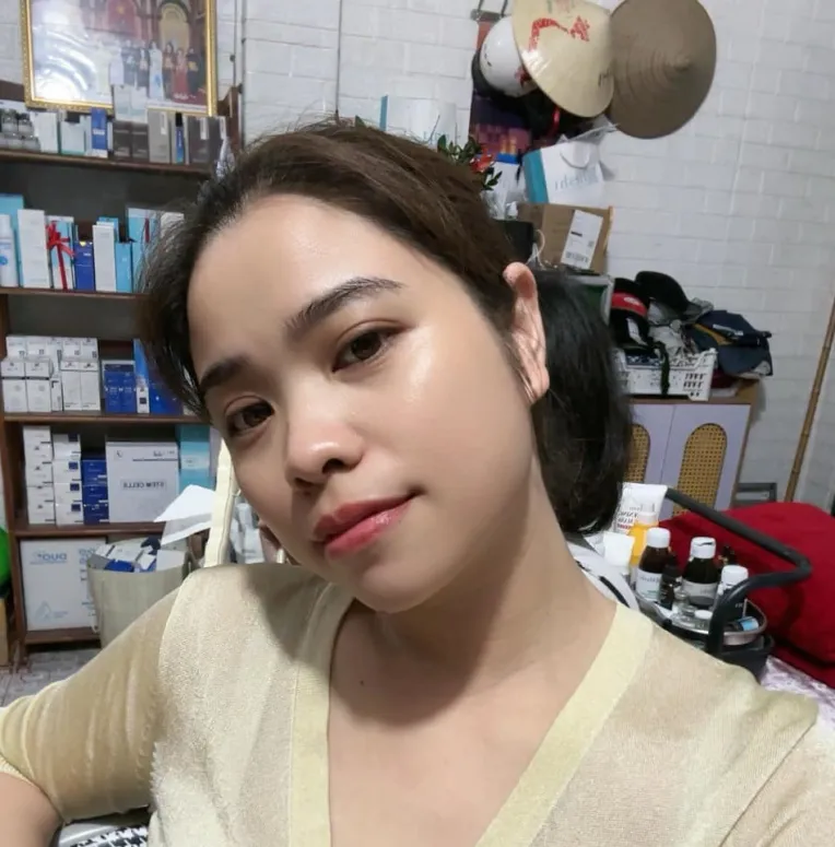 Portrait Photography,Girl,Style Boost,LoRA,FLUX.1