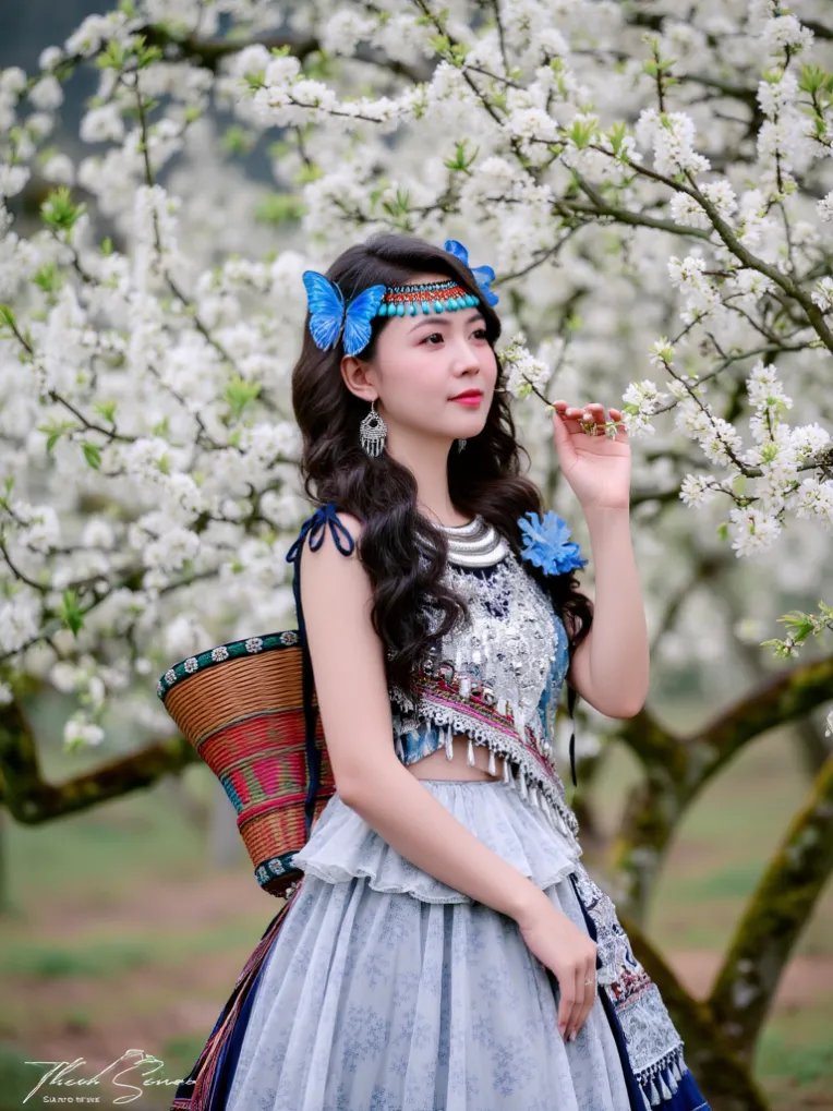 Portrait Photography,Girl,Style Boost,LoRA,FLUX.1