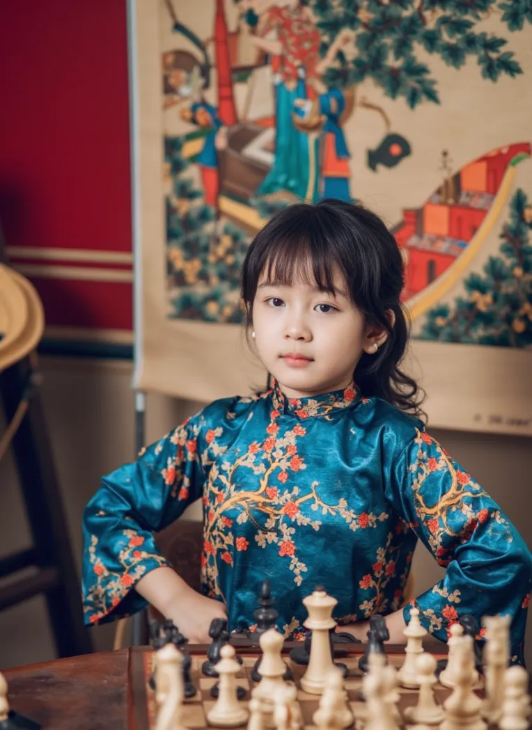 Realistic,Fashion & Makeup,Girl,LoRA,FLUX.1