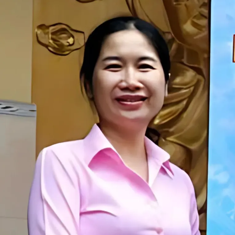 Portrait Photography,Girl,Physical/Facial feature,LoRA,FLUX.1