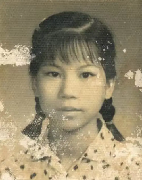 Realistic,Traditional Painting Media,Girl,Other,SD 1.5