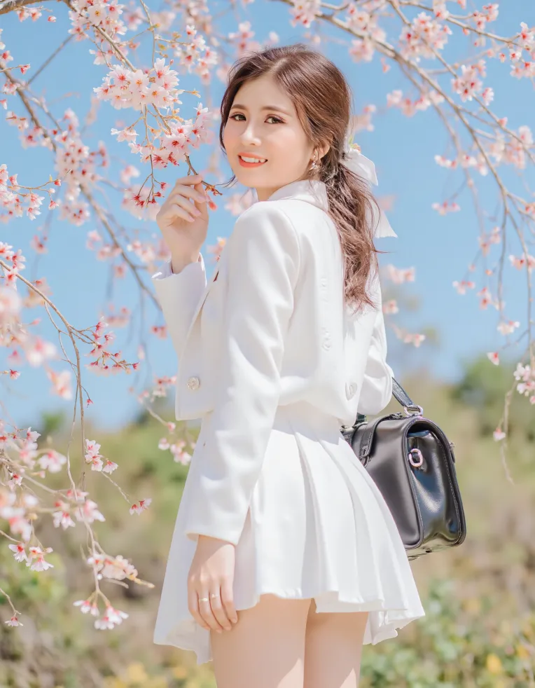 Portrait Photography,Girl,Style Boost,LoRA,FLUX.1