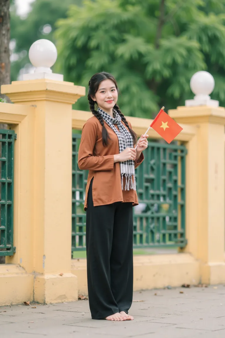 Portrait Photography,Girl,Object Enhance,LoRA,FLUX.1