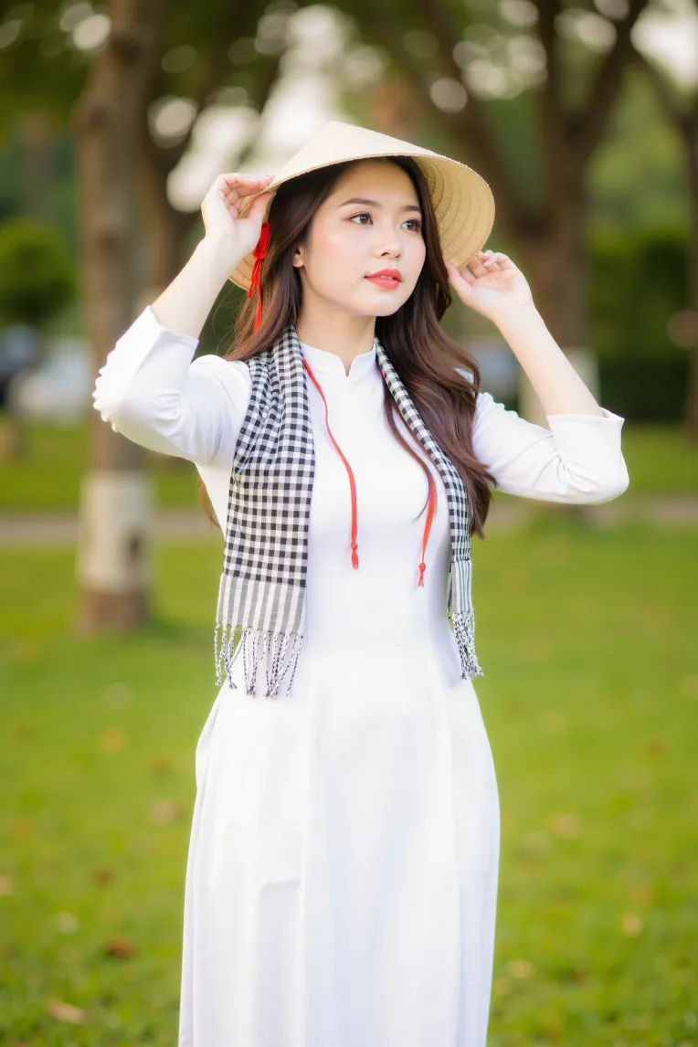 Portrait Photography,Girl,Physical/Facial feature,LoRA,FLUX.1