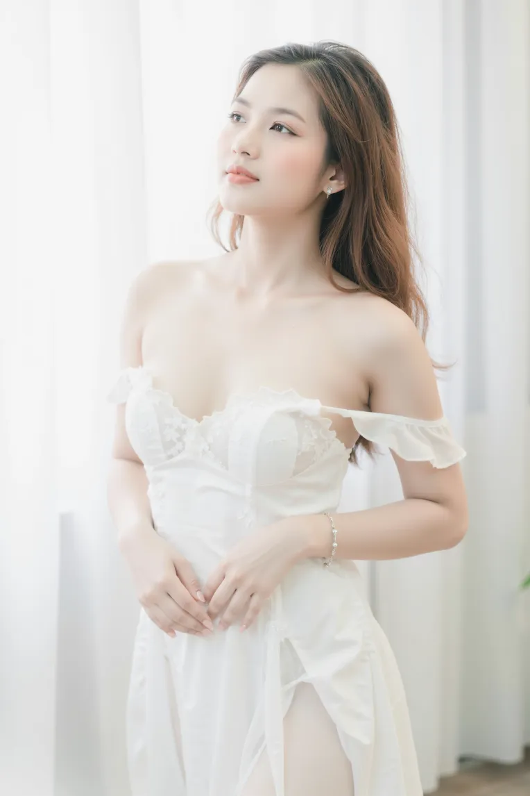 Realistic,Portrait Photography,Girl,LoRA,FLUX.1