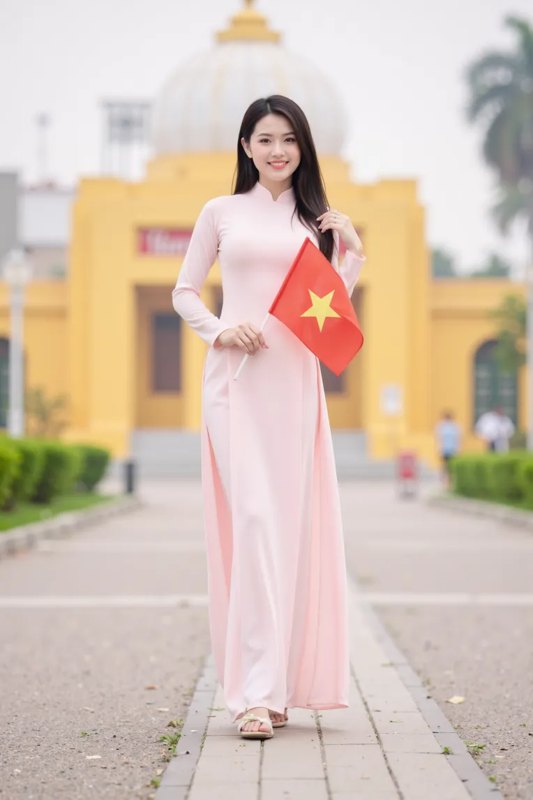 Portrait Photography,Girl,Object Enhance,LoRA,FLUX.1