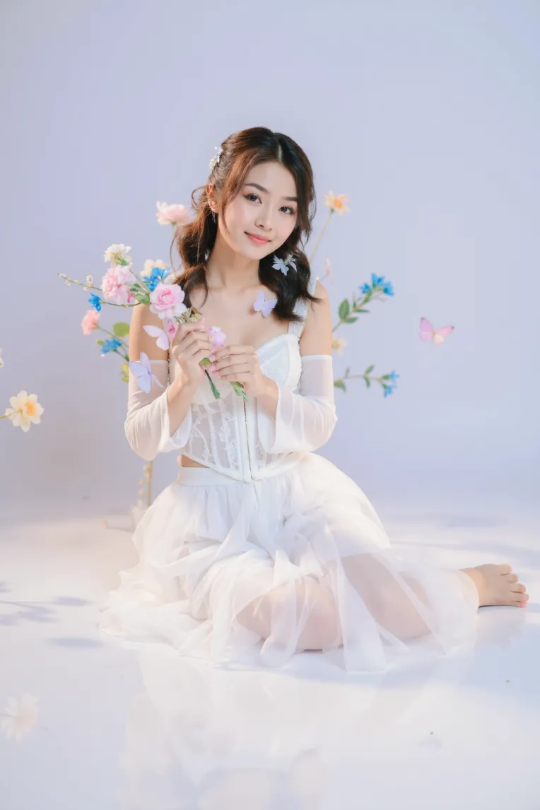 Portrait Photography,Girl,Object Enhance,LoRA,FLUX.1