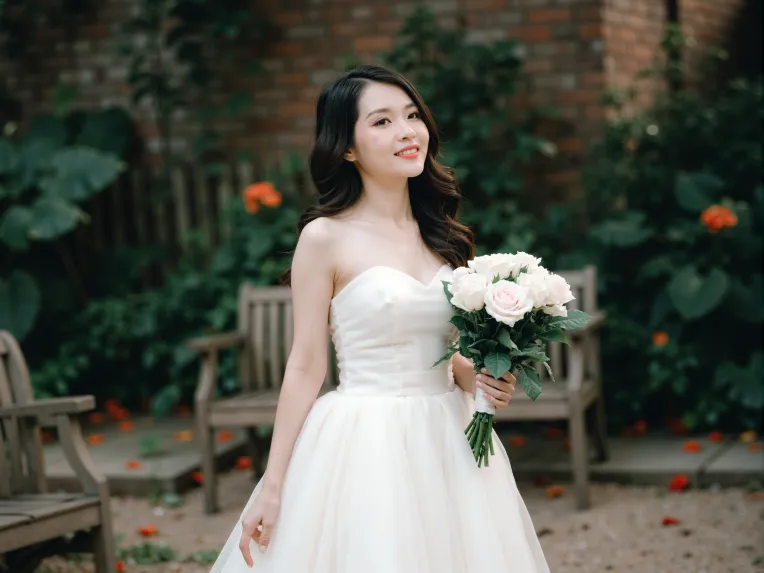 Realistic,Portrait Photography,Girl,LoRA,FLUX.1