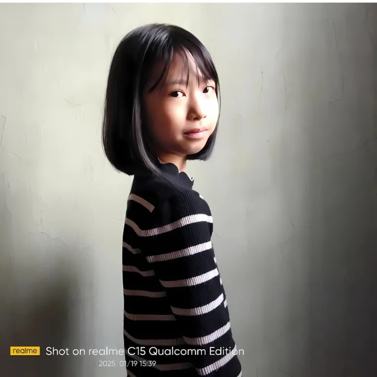 Portrait Photography,Girl,Character,LoRA,FLUX.1